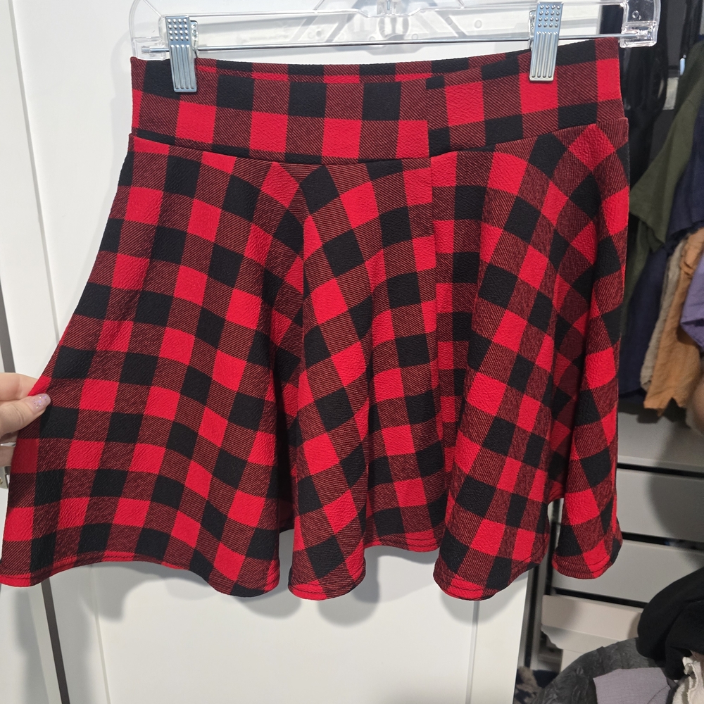 Urban Outfitters Red and Black Checkered Skater Skirt